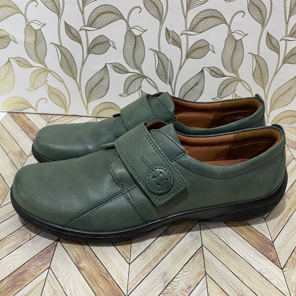 Hotter Womens Leather Adjustable Strap Shoes Sage Green NWOT Size 10 - Picture 2 of 9